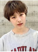 マッシュショート ココアブラウン 前髪 大人かわいい