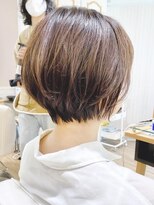 ネオリーブアイム 横浜西口店(Neolive aim)&nbsp;耳掛け大人可愛い束感 ひし形小顔丸みショートボブ【近藤】横浜