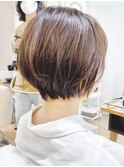 耳掛け大人可愛い束感 ひし形小顔丸みショートボブ【近藤】横浜
