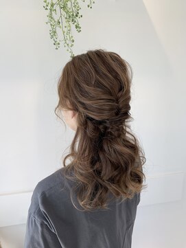 ロアールメイ(LOAOL mei) ハーフアップ