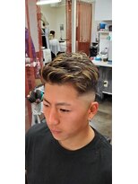ティーズ バーバー T's BARBER&nbsp;スキンフェード＋アイロンパーマ＋メッシュ