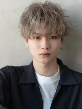 ハバナ 新宿(HAVANA) ソフトツーブロック/刈り上げ/センターパート/ツイスト/ビジネス