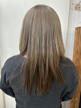 アルファ インタラクティブ エム フラワー(ALUFA interactive.M Flower) 大人女子のための脱白髪染め・白髪ぼかしハイライト♪