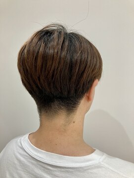 アンドザビューティ(AND THE BEAUTY) 骨格を見極めたメンズカット