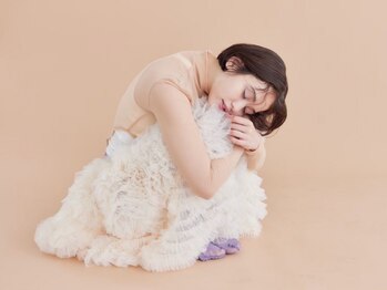 シンクショップ(THINK SHOP)の写真/【難波駅徒歩1分】髪質改善専門店だからこそ出来る煌めく艶カラー♪豊富な薬剤で理想以上の質感を叶える！