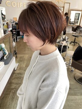 コワファースト 大分(COIFF1RST) 大人可愛いショートボブ白髪ぼかし20代30代40代/大分