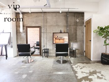 viproom【ヴィップルーム】