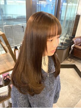 ロンド(RONND) 大人かわいいを叶える顔まわりレイヤー×マロンベージュ