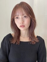 オーク 学芸大学(OAK)&nbsp;外ハネ ミディアムレイヤー ピンクベージュ 春夏ヘア