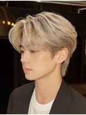 メンズ韓国ヘア毛流れセンターパートホワイトブロンド