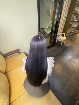 エイミー(Aimee) Aimee 町田 ブルーブラック×ストレート