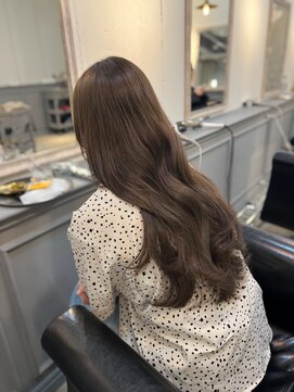 ラム(L'am) ブリーチなし/暗髪/ダークトーン/韓国風/グレージュ