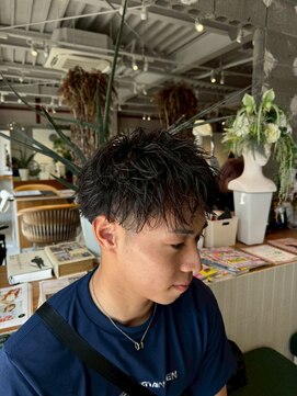 ギネス(Giness) ウェットニュアンス×スパイキーショート