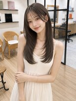 ユーフォリア 青山(Euphoria)&nbsp;【担当きょうこ】顔周りロングレイヤー赤み消しベージュカラー