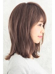 ナチュラル切りっぱなし外はねストレート☆ミルクティーベージュ