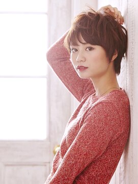 テイルウインド(Tailwind) エッジショート/黒髪センシュアルショートカット/丸みショート