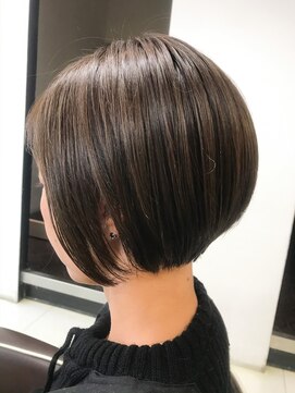 ヘアーアンドアート ルミナ(HAIR&ART LUMINA) つややかつるつるボブ【sasaki】