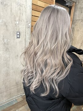 ヘアカロン 熊本本店(Hair CALON) ホワイトブロンド