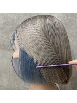 モア(more) 【彦根】ダブルカラー グレージュ×水色