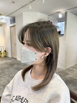 ロイ(Roi.)&nbsp;Roi.【ロイ】韓国風前髪×グレージュカラー