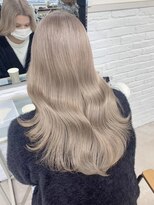 ロウル 渋谷(LOWRL)&nbsp;シルキーベージュ/シールエクステ/ケアブリーチダブルカラー