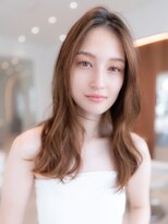 20代30代大人かわいい/レイヤーカット/シルキーベージュ/小顔