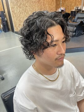 ジールクス 太田店(G LUX) King Gnu 常田さん風パーマ
