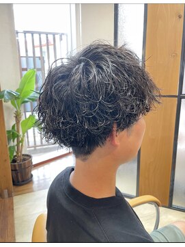 セラヴィ メンズ波巻きスパイラルパーマ