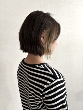 ヘア スノー(HAIR SNOW) イヤリングカラー＋外ハネボブ