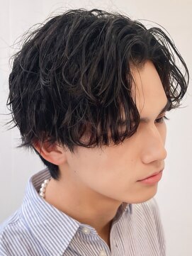 バース バイ ハピネス(BIRTH by happiness) 奈良men's緩めツイストスパイラルパーマセンターパート