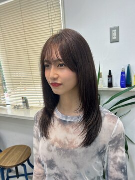 アイズ 横浜(IS) レイヤーカット/ショコラブラウン/ブリーチなし/髪質改善