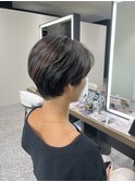 ナチャラルなハンサムショート。