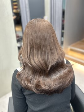 ユアーズヘア 東新宿店(youres hair) 透明感たっぷりクリーミーベージュ♪