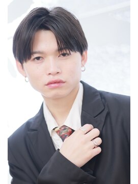 ミチオ ノザワ ヘアサロン ギンザ(Michio Nozawa HAIR SALON Ginza) ツーブロック/ナチュラルセンターパート/ストレートヘア