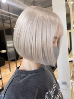 リア 近鉄八尾店(Lia)&nbsp;ホワイトベージュ×ミニボブ