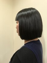 エスカリエ(escalier) 肩上切りっぱなしボブ