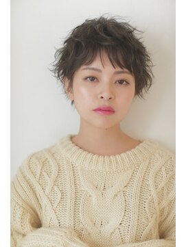 リー ヴィータ 上新庄(Lee Vita) 【Lee Vita】黒髪ウェーブショート2