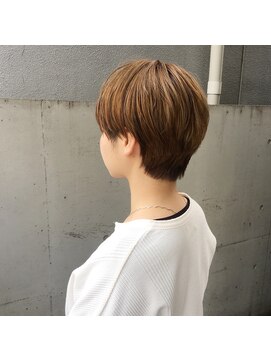 カット スペシャリティー クロマ(cut speciality CHROMA) 大人かわいい丸みショート