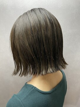 ムード カナザワ(mood kanazawa) 切りっぱなしボブ☆透明感グレージュ