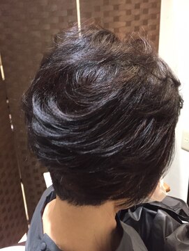 オギクボ ヴォイス(voice) 髪質改善voice荻窪★大人ナチュラルショート