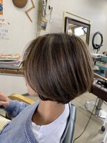 湊(minato)&nbsp;襟足撲滅委員会ショートボブ、ハイライト