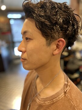 カプローネ(Caprone) 【Caproneスペインパーマ】