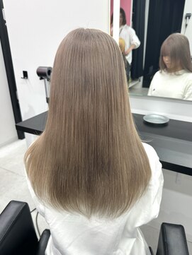 エゴ 池袋(EGO) ミルクティーベージュ/ベージュカラー/艶カラー