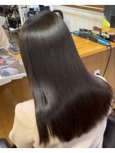 リリス(Ryllis)&nbsp;シルクストレート/縮毛矯正/髪質改善/美髪矯正