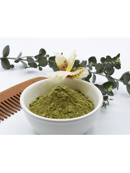 【自然派志向のあなたへ】薬剤に敏感な方、髪を大切にしていきたい大人女性世代へ向けたメニューをご用意