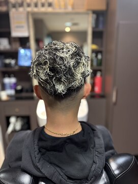 グロウヘアワークス(grow hair works) メッシュパーマ