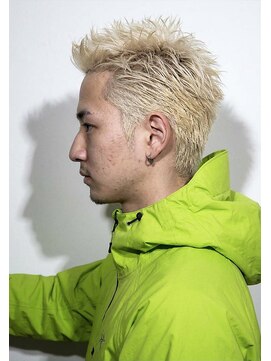ヘアークリエイ トポライトウィロー 烏丸(Hair Create Polite willow) wブリーチ ミルクティーベージュ スパイキーショート