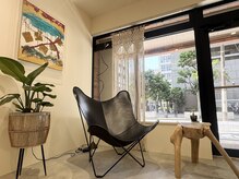 ヘイミリ 新宿御苑前(Heimili.)の雰囲気（アットホーム空間でリラックス◎26年5月newopenこだわりある店内）