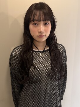 テント(tent.) 黒髪ロングニュアンスパーマレイヤーカット地毛風赤み消しカラー