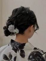 リリカル ヘアオブジェ シニヨン